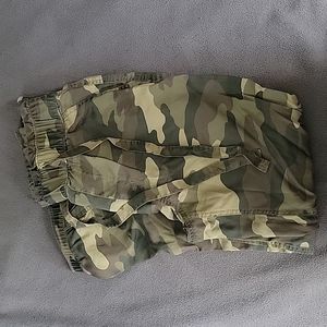 SO so soft high rise joggers. Size S